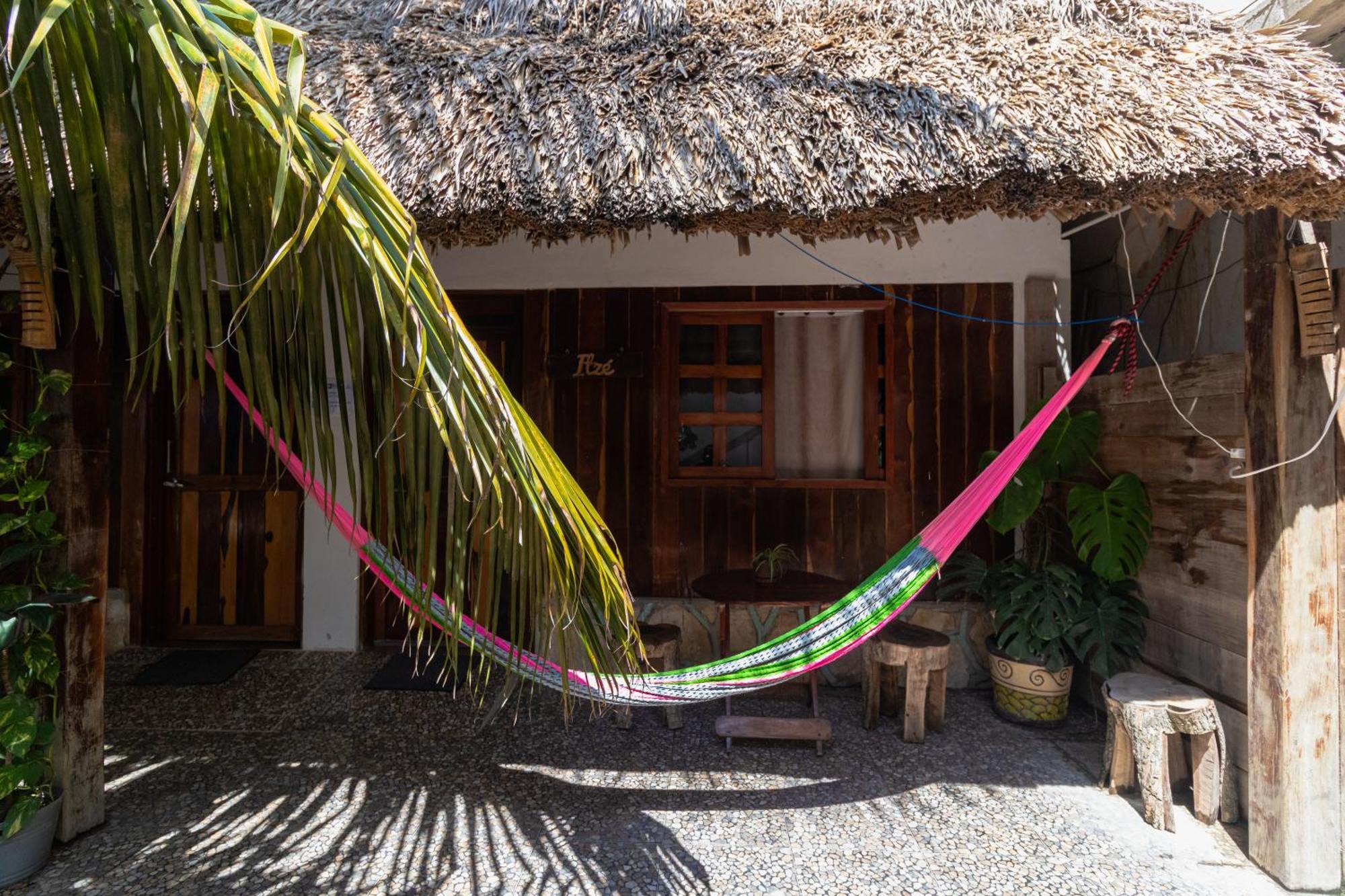 Zayali Bacalar - Guest House Екстериор снимка